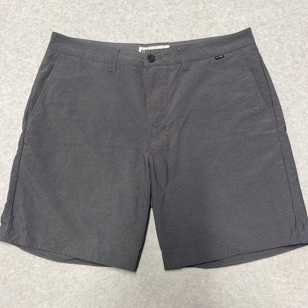 Travis Mathew Shorts Mens 34 Gray Chino 10in Nylon Stretch Casual Summer Golf
